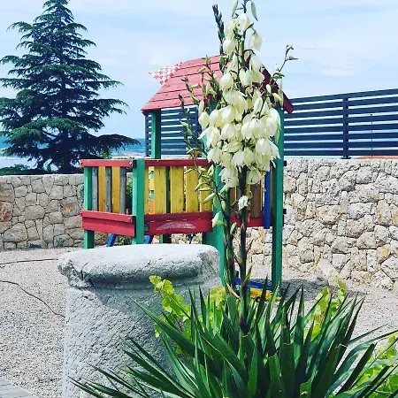 Πανσιόν Pansion Preza 4*