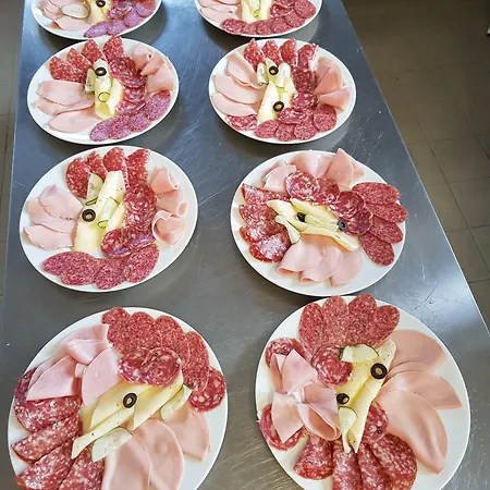 Gasthuis Pansion Preza Selce