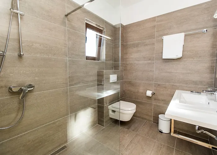 Pansion Preza 4* Selce