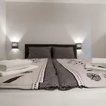 Guest house Pansion Preza Selce