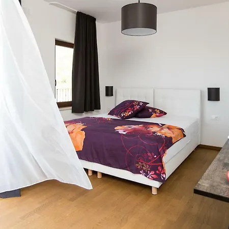 Guest house Pansion Preza Selce