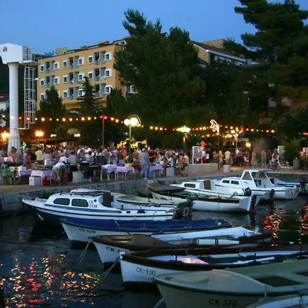 Pansion Preza 4* Selce